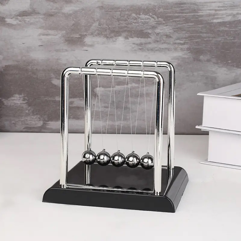 Newton Cradle Large - Маятник Ньютона балансовые мячи: стильный Настольный