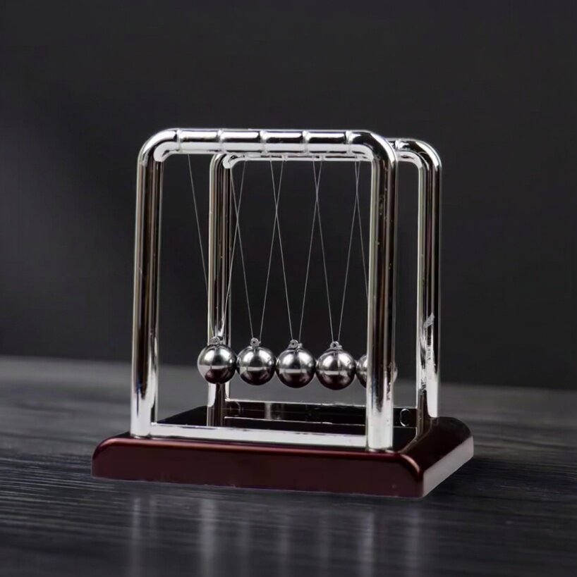 Колыбель Ньютона: балансирующи – обзор и цена Newton Cradle Large